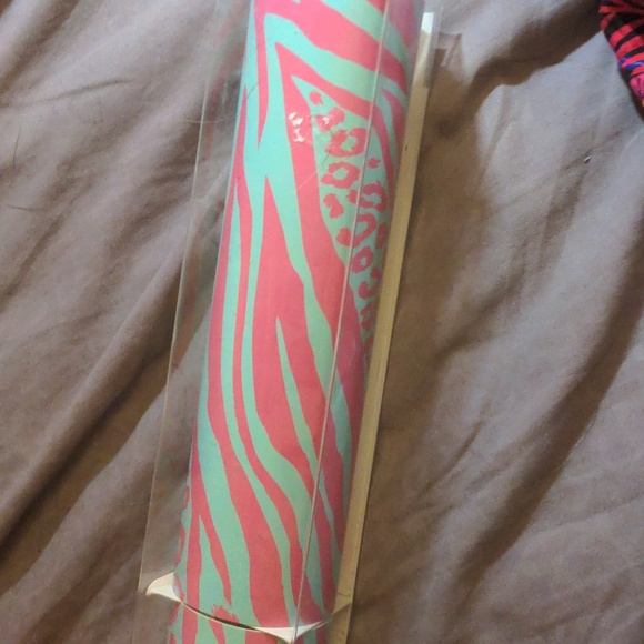 Animal Print Locker Wallpaper Claire's NWT Peel and Stick Wallpaper 8.5" x 40" - Picture 2 of 14